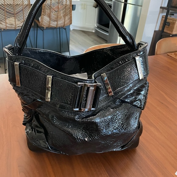 COPY - Burberry - Black Patent Leather Bag - Picture 6 of 8